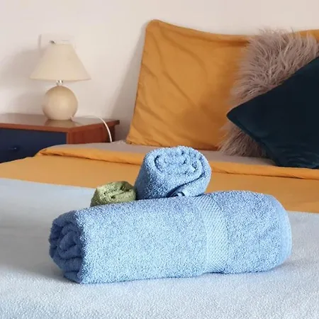 Отель Casa Compartida Weyler Санта-Крус-де-Тенерифе