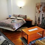 Отель Casa Compartida Weyler