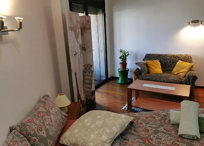 Casa Compartida Weyler Szálloda *