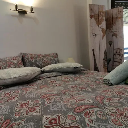Casa Compartida Weyler Couette-café